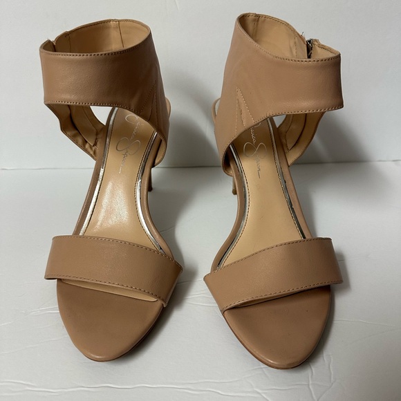 Jessica Simpson zippered tan heels size 8 - Picture 2 of 10